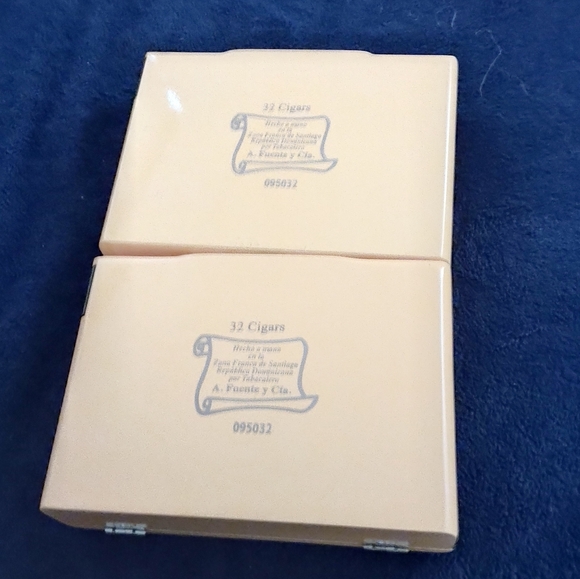 Opus X Fuente Fuente orange color 2 boxes - Picture 3 of 6